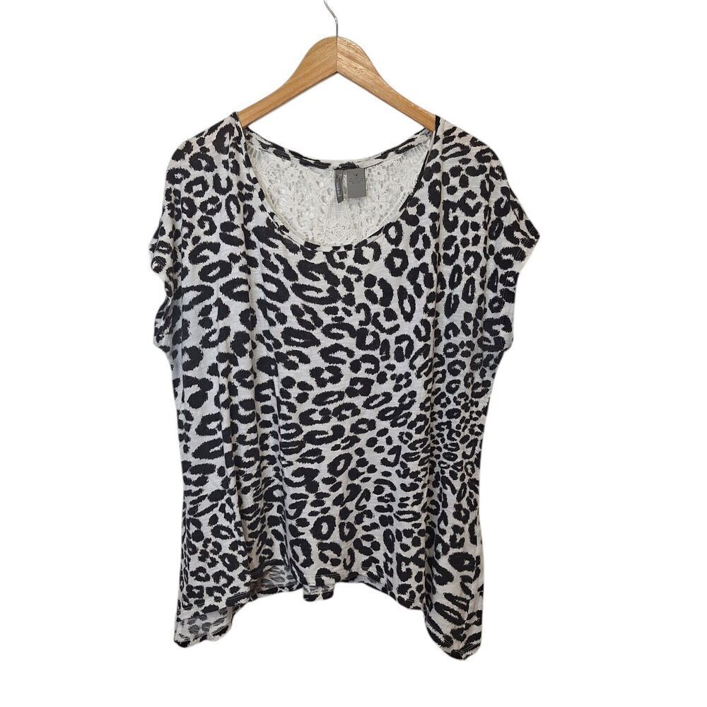 New Directions Weekend Womens Size 1X Pullover Cheetah Print Top Crochet Lace